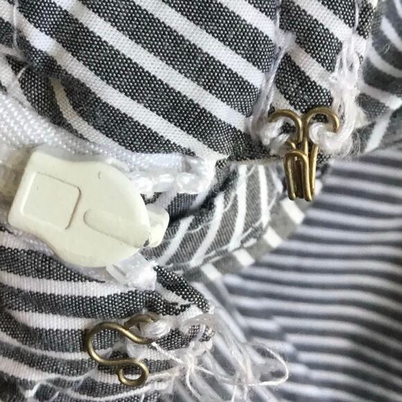 Chaps Coastal Grandma Cruise Nautical Beachy Summer Striped Wrap Skirt Size 12 - Picture 8 of 8